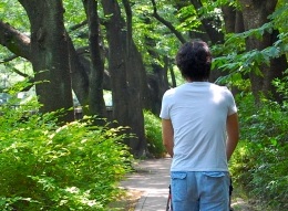 s_usirosugata